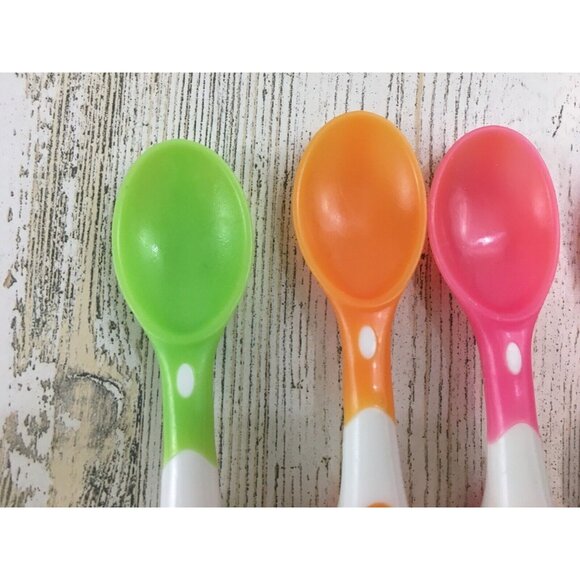 Munchkin Lot of 5 Soft Tip Baby Infant Spoons Plastic - Picture 2 of 11